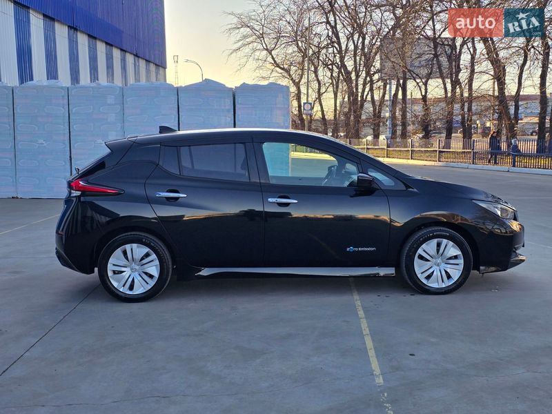 Хэтчбек Nissan Leaf 2020 в Одессе