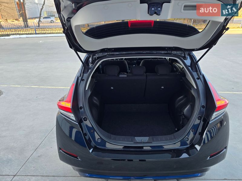 Хэтчбек Nissan Leaf 2020 в Одессе