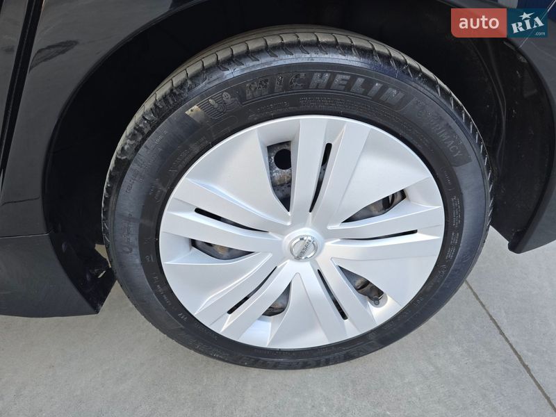 Хэтчбек Nissan Leaf 2020 в Одессе