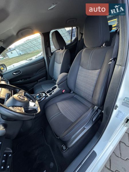 Хэтчбек Nissan Leaf 2018 в Владимире