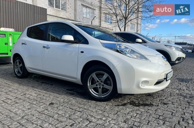 Хетчбек Nissan Leaf 2014 в Києві