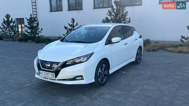 Хетчбек Nissan Leaf 2019 в Луцьку