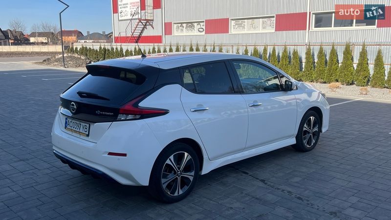 Хетчбек Nissan Leaf 2019 в Луцьку