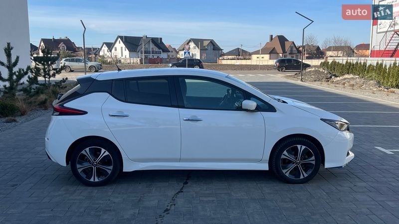 Хетчбек Nissan Leaf 2019 в Луцьку