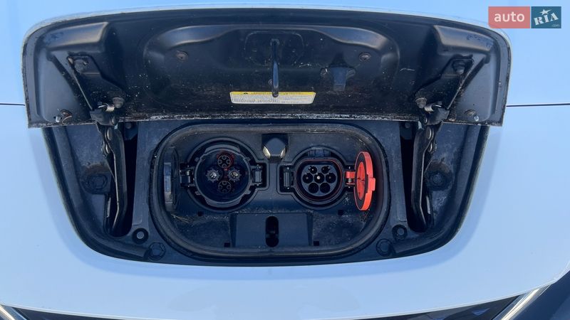 Хетчбек Nissan Leaf 2019 в Луцьку