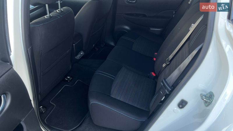 Хетчбек Nissan Leaf 2019 в Луцьку
