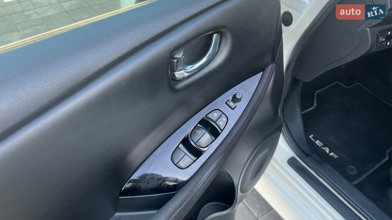 Хетчбек Nissan Leaf 2019 в Луцьку