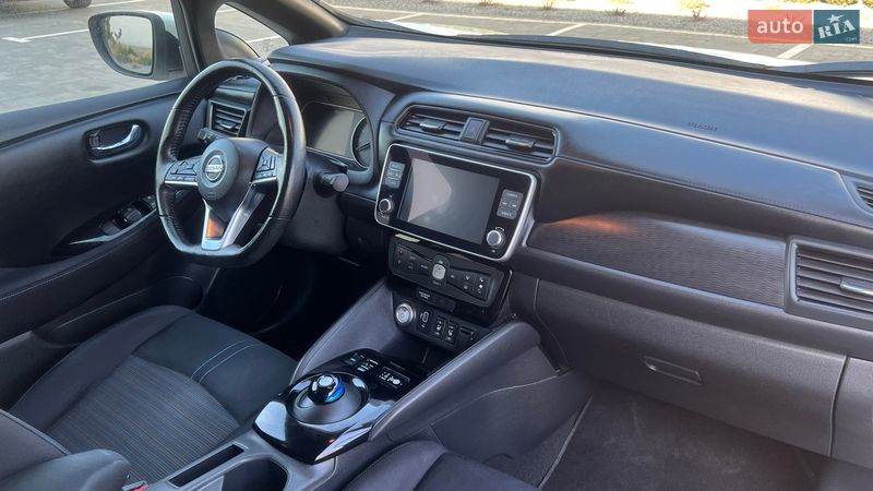 Хетчбек Nissan Leaf 2019 в Луцьку
