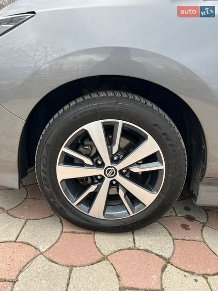 Хэтчбек Nissan Leaf 2020 в Днепре