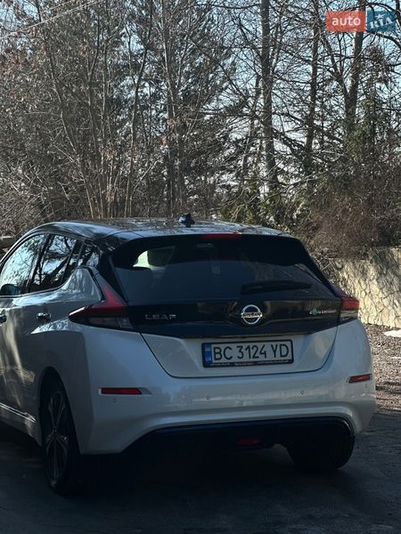 Хетчбек Nissan Leaf 2018 в Львові