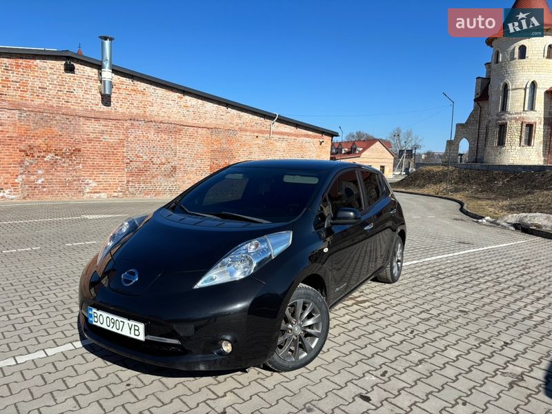 Хетчбек Nissan Leaf 2016 в Бережанах