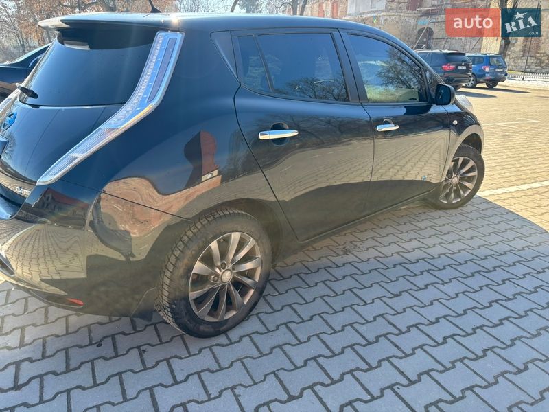 Хетчбек Nissan Leaf 2016 в Бережанах