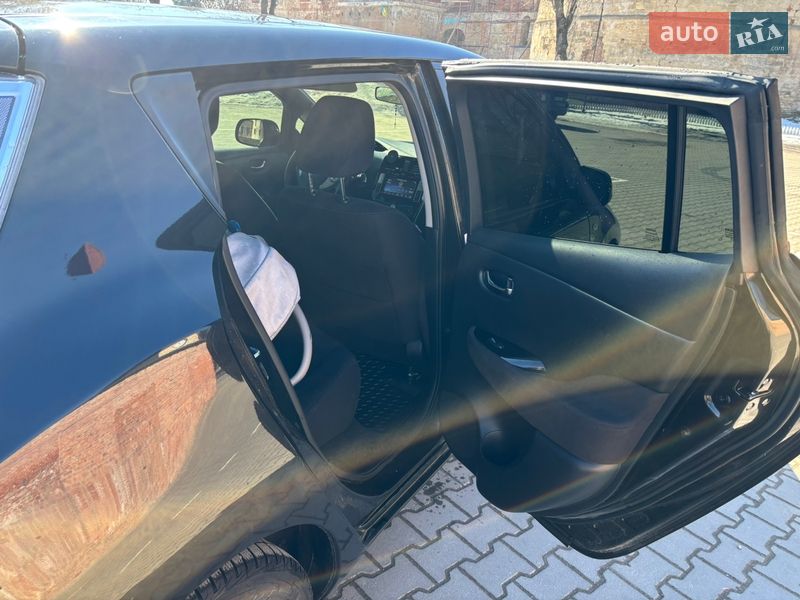 Хетчбек Nissan Leaf 2016 в Бережанах