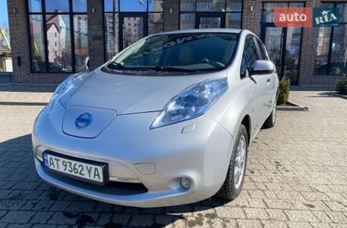 Хетчбек Nissan Leaf 2012 в Івано-Франківську
