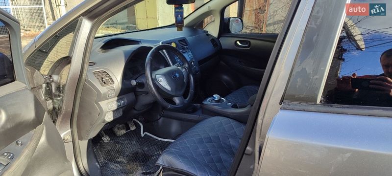 Хетчбек Nissan Leaf 2014 в Харкові