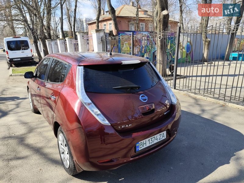 Хетчбек Nissan Leaf 2016 в Одесі