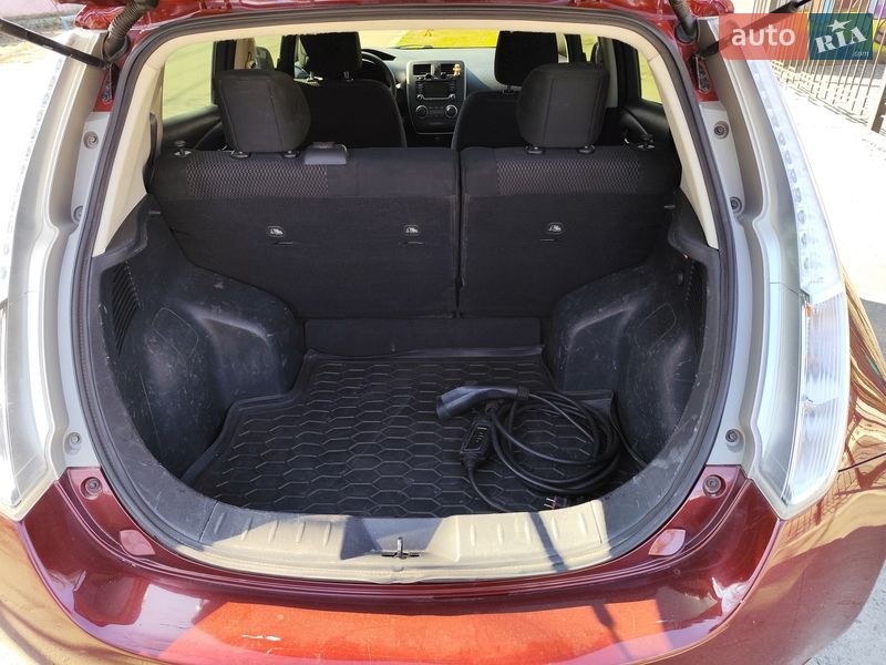 Хетчбек Nissan Leaf 2016 в Одесі