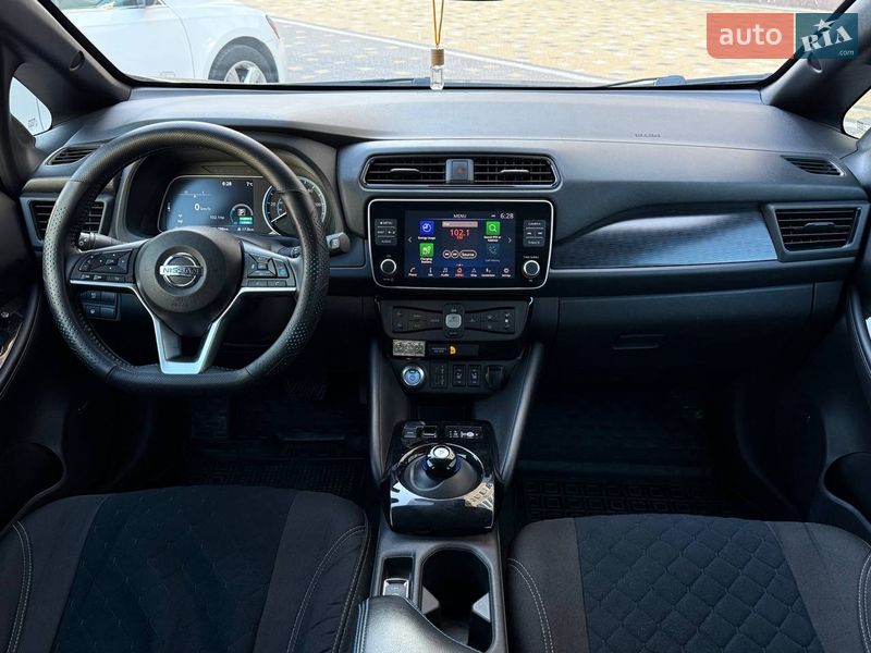 Хэтчбек Nissan Leaf 2020 в Николаеве