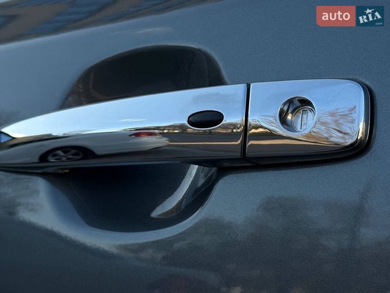 Хэтчбек Nissan Leaf 2020 в Николаеве