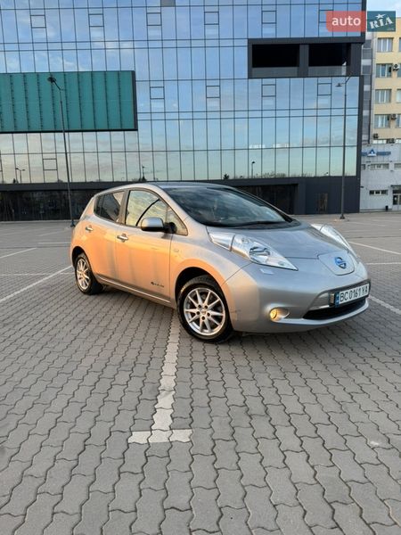 Хетчбек Nissan Leaf 2015 в Львові