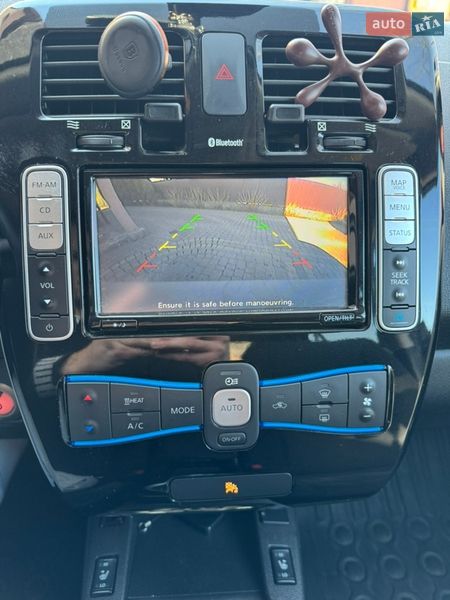 Хетчбек Nissan Leaf 2015 в Львові