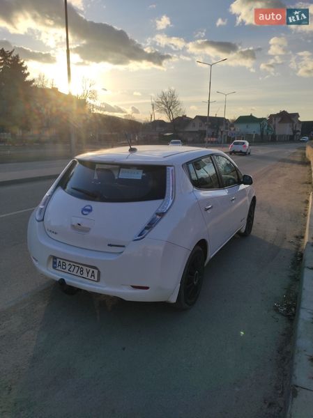 Хэтчбек Nissan Leaf 2014 в Могилев-Подольске
