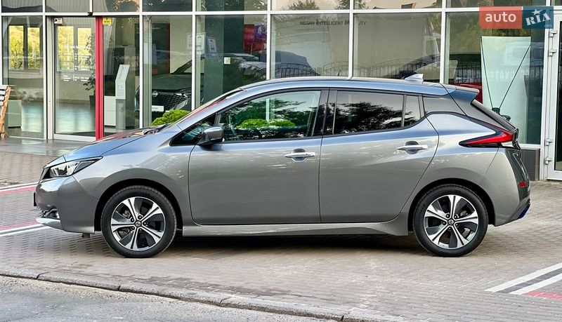 Хэтчбек Nissan Leaf 2022 в Ровно фото 2 Хэтчбек Nissan Leaf 2022 в Ровно