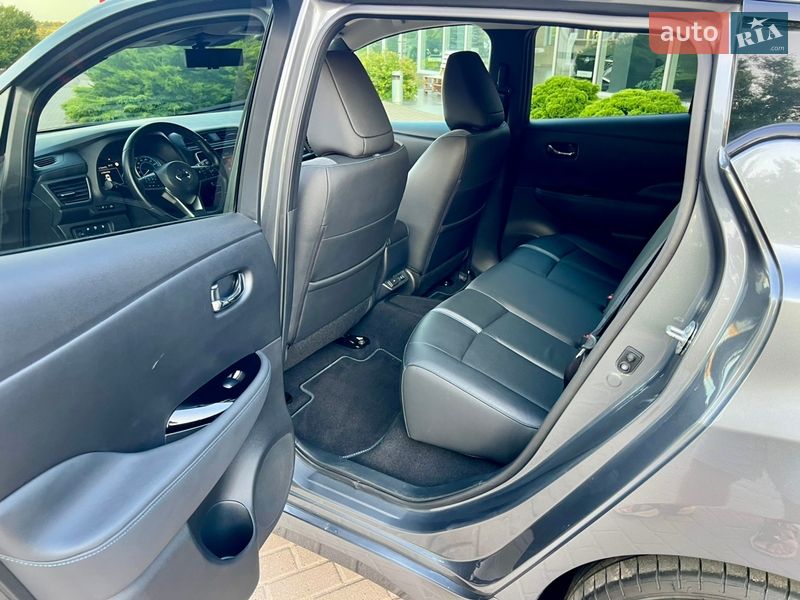 Хэтчбек Nissan Leaf 2022 в Ровно фото 27 Хэтчбек Nissan Leaf 2022 в Ровно