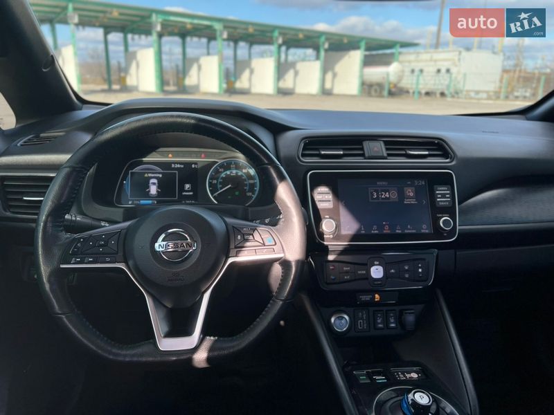 Хэтчбек Nissan Leaf 2020 в Кропивницком