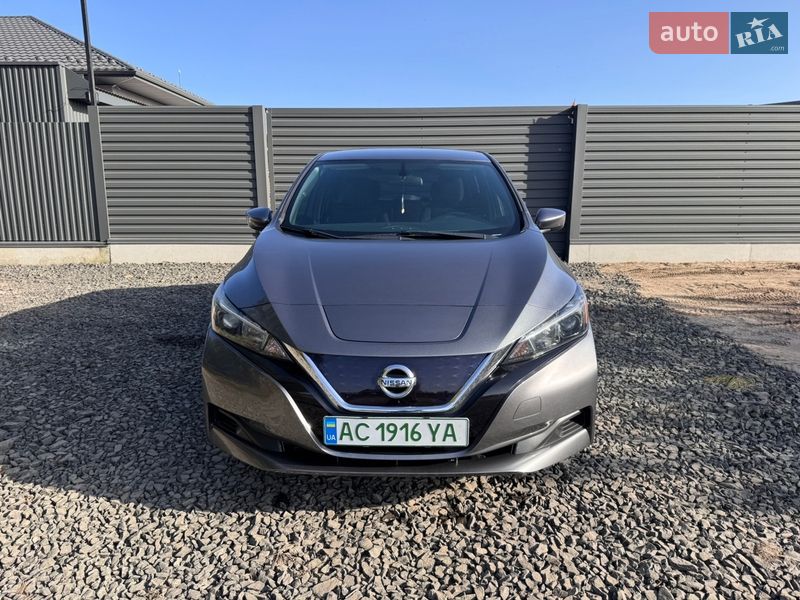 Хэтчбек Nissan Leaf 2018 в Ковеле