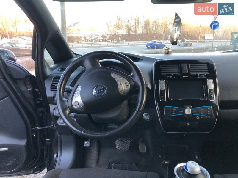 Хетчбек Nissan Leaf 2016 в Тернополі