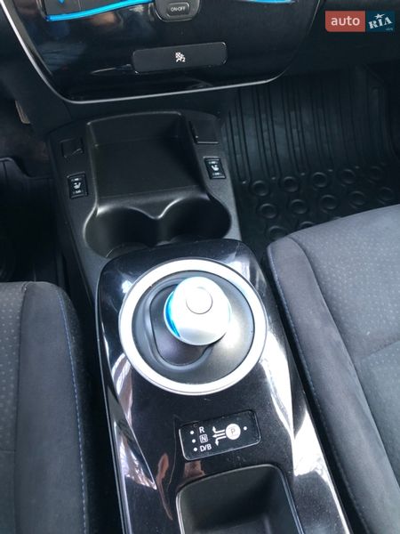 Хетчбек Nissan Leaf 2016 в Тернополі