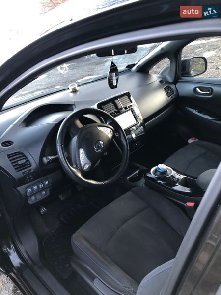 Хетчбек Nissan Leaf 2016 в Тернополі