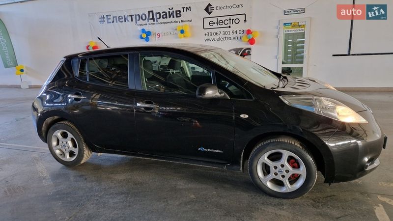 Хетчбек Nissan Leaf 2014 в Вінниці