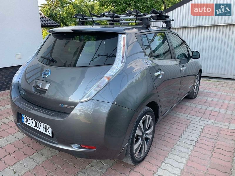 Хетчбек Nissan Leaf 2017 в Львові