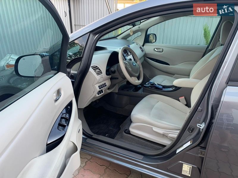 Хетчбек Nissan Leaf 2017 в Львові