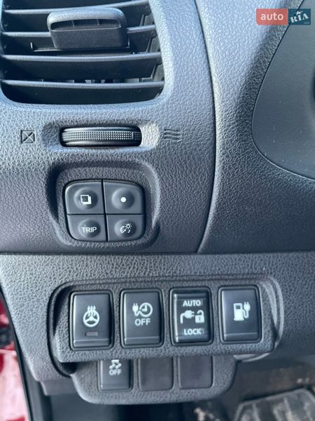 Хэтчбек Nissan Leaf 2014 в Виннице