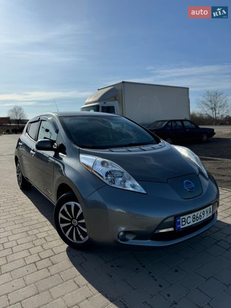 Хетчбек Nissan Leaf 2014 в Львові