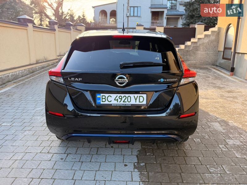 Хэтчбек Nissan Leaf 2020 в Львове