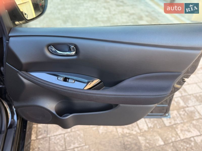 Хэтчбек Nissan Leaf 2020 в Львове