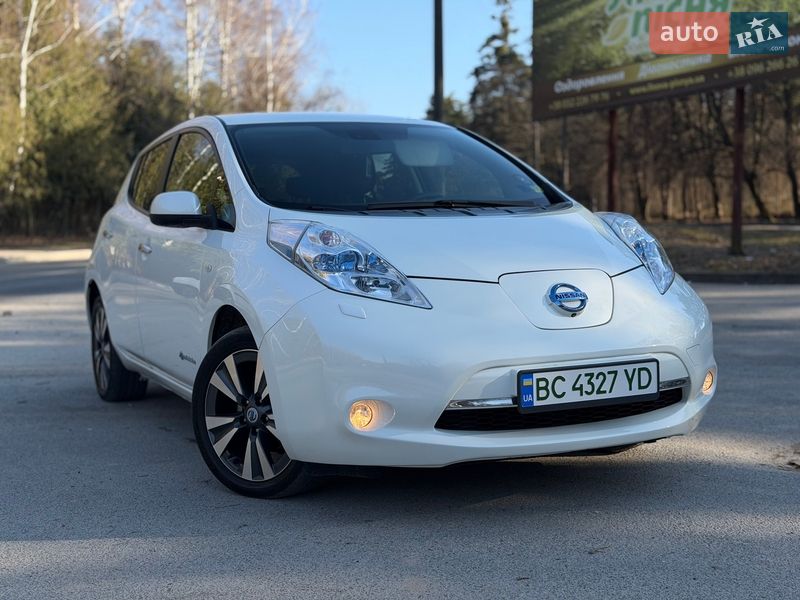 Хетчбек Nissan Leaf 2013 в Трускавці