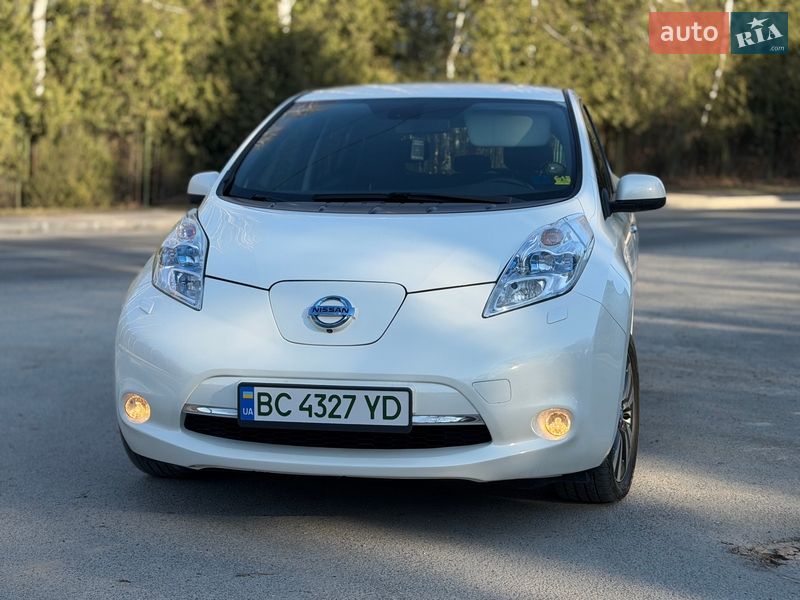 Хетчбек Nissan Leaf 2013 в Трускавці
