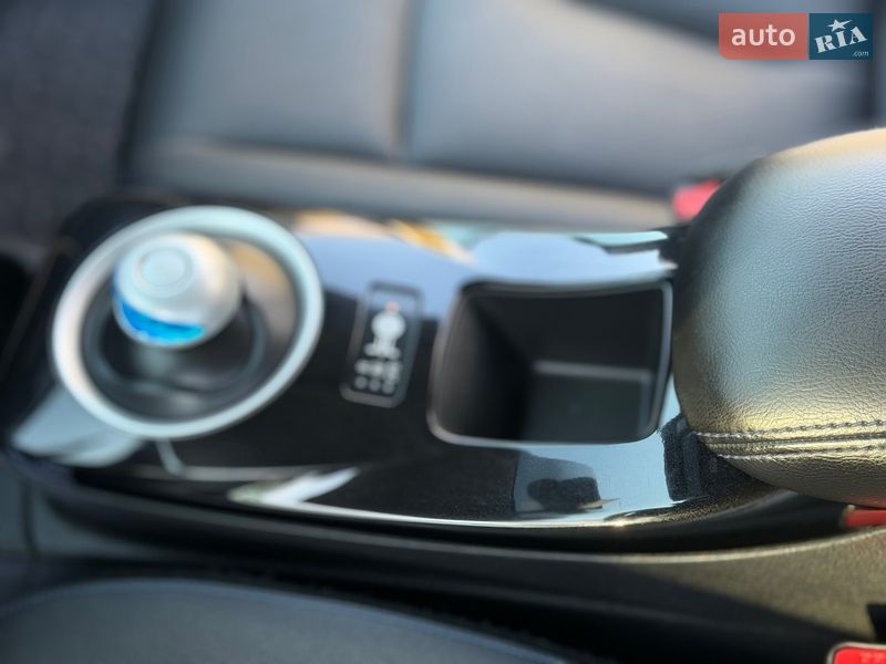 Хетчбек Nissan Leaf 2013 в Трускавці