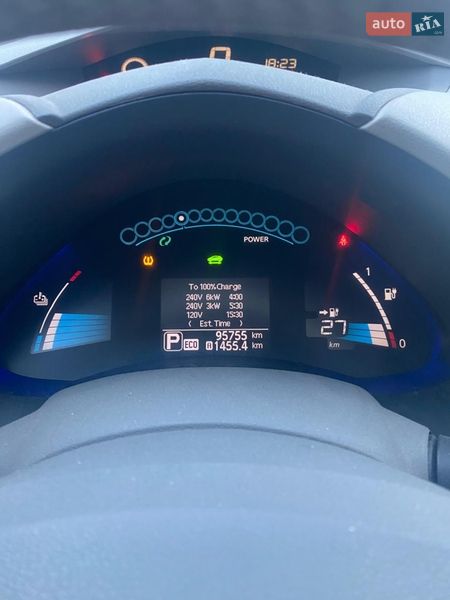 Хетчбек Nissan Leaf 2015 в Львові