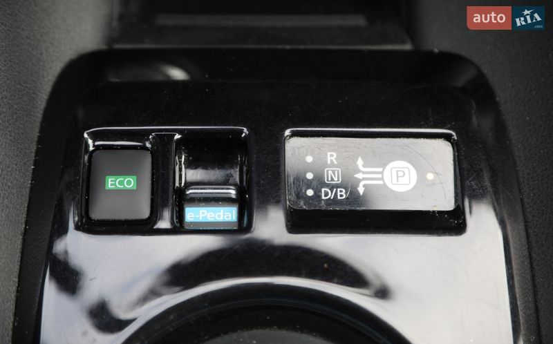 Хэтчбек Nissan Leaf 2018 в Харькове