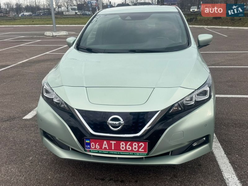 Хэтчбек Nissan Leaf 2018 в Житомире
