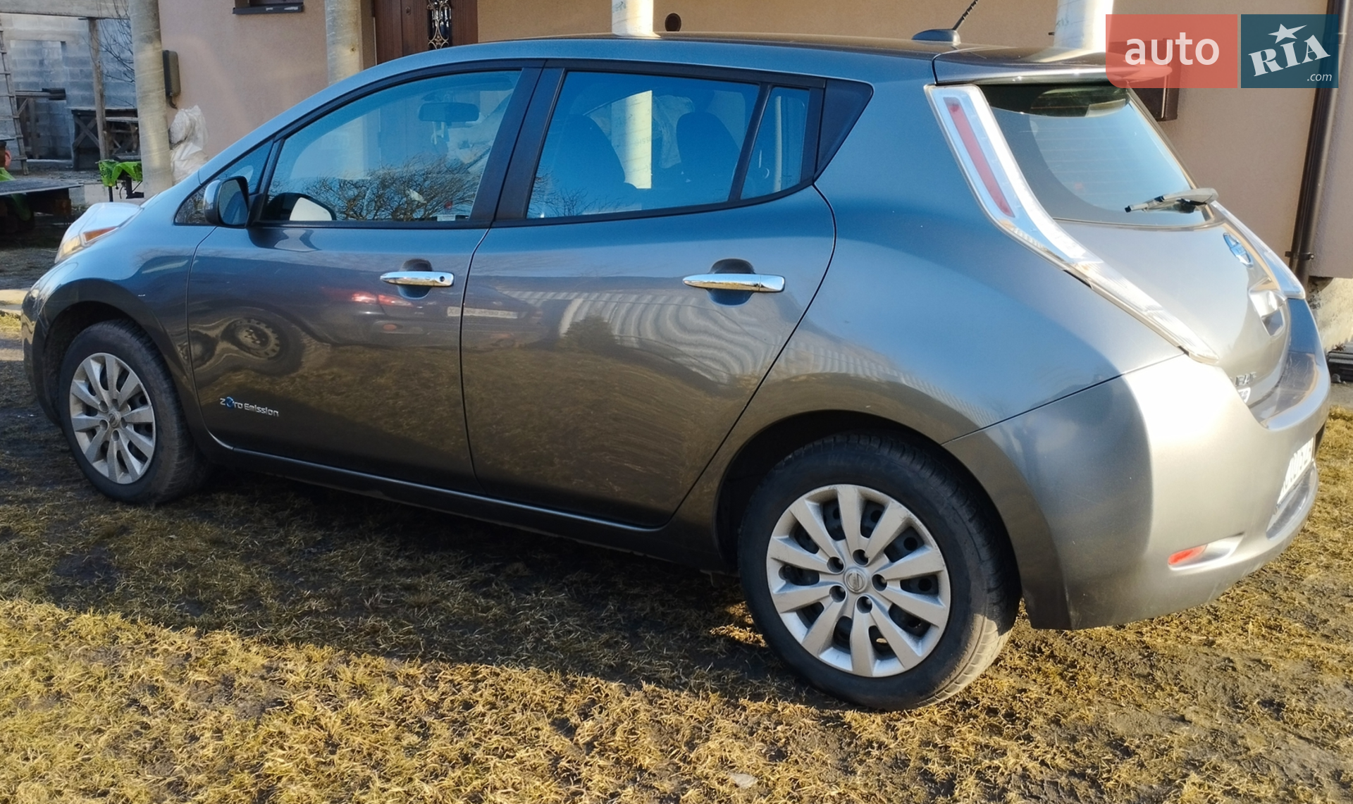 2014 Nissan Leaf - мініатюра 10