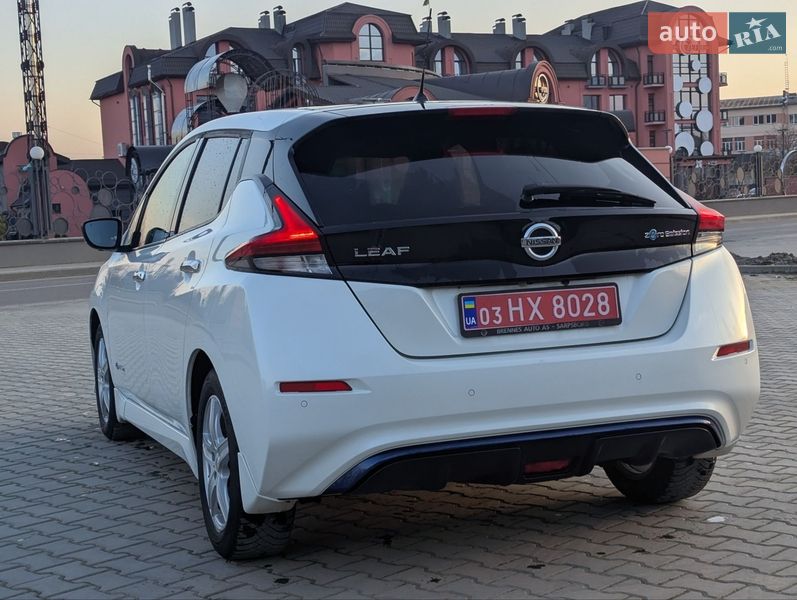 Хэтчбек Nissan Leaf 2018 в Дрогобыче