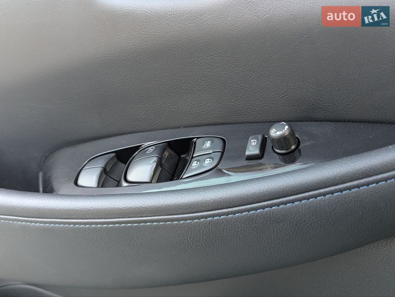 Хэтчбек Nissan Leaf 2018 в Дрогобыче