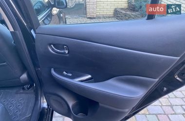 Хэтчбек Nissan Leaf 2014 в Черновцах